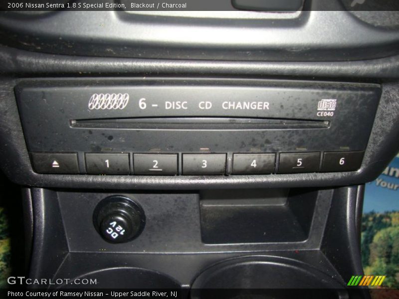 Blackout / Charcoal 2006 Nissan Sentra 1.8 S Special Edition