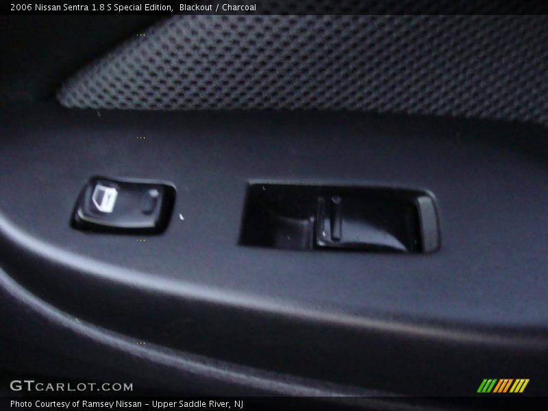 Blackout / Charcoal 2006 Nissan Sentra 1.8 S Special Edition