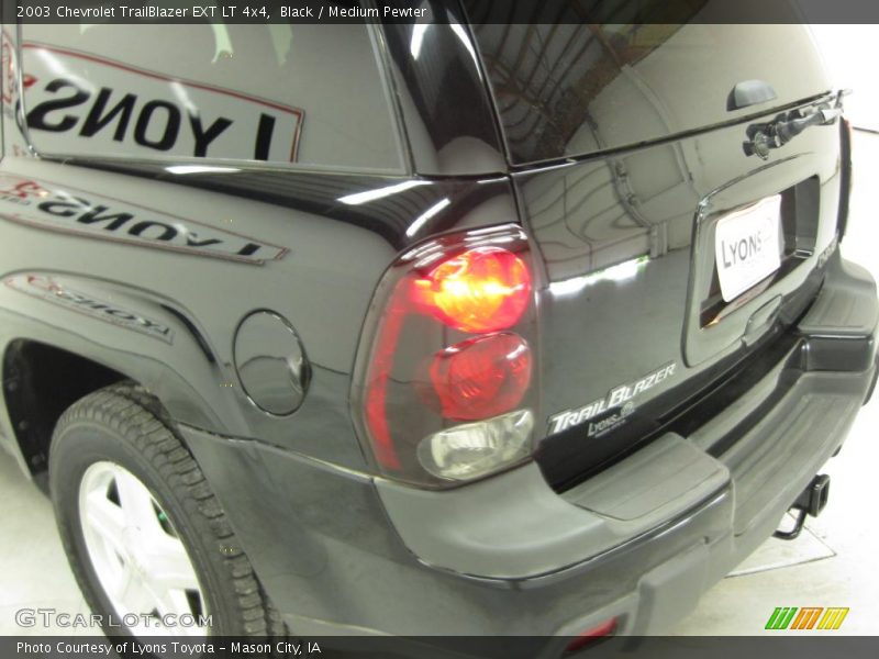 Black / Medium Pewter 2003 Chevrolet TrailBlazer EXT LT 4x4