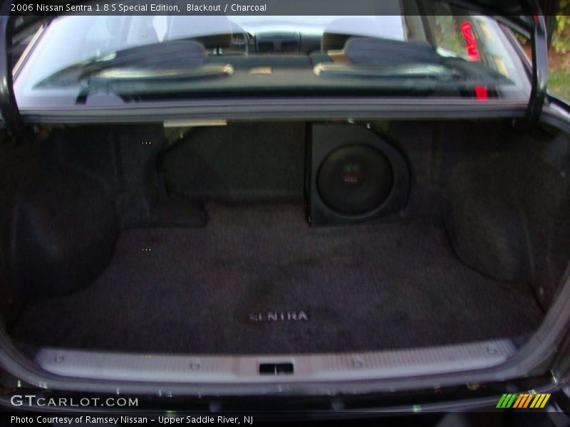 Blackout / Charcoal 2006 Nissan Sentra 1.8 S Special Edition