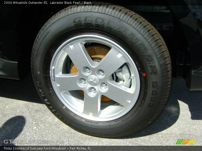 Labrador Black Pearl / Black 2009 Mitsubishi Outlander ES