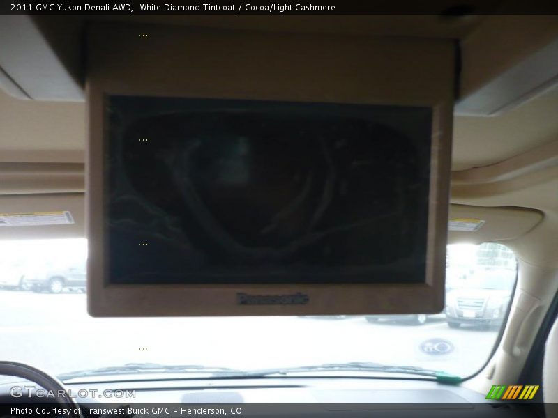 White Diamond Tintcoat / Cocoa/Light Cashmere 2011 GMC Yukon Denali AWD