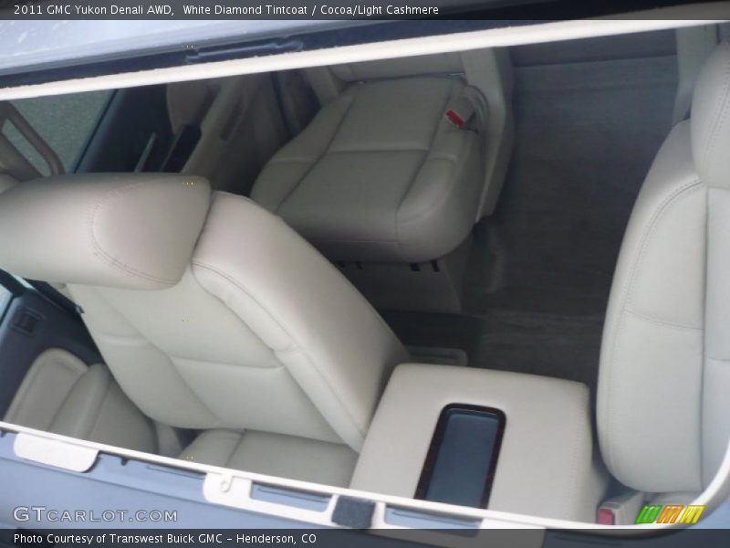 White Diamond Tintcoat / Cocoa/Light Cashmere 2011 GMC Yukon Denali AWD