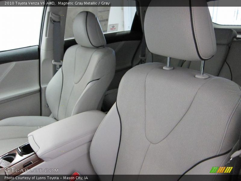 Magnetic Gray Metallic / Gray 2010 Toyota Venza V6 AWD