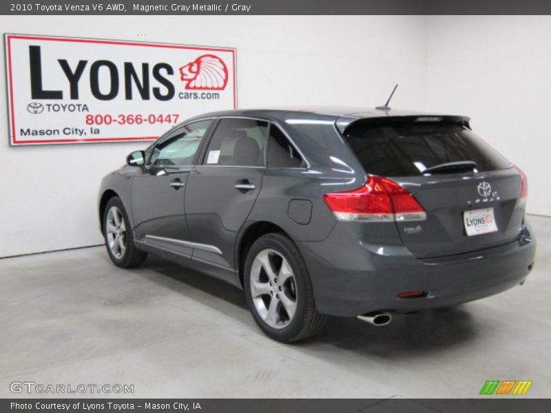 Magnetic Gray Metallic / Gray 2010 Toyota Venza V6 AWD