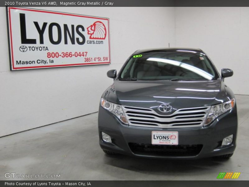 Magnetic Gray Metallic / Gray 2010 Toyota Venza V6 AWD