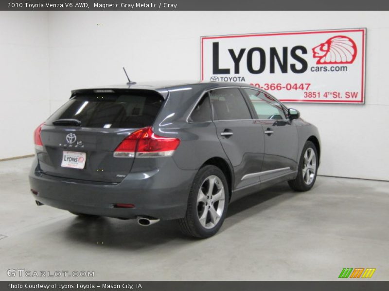Magnetic Gray Metallic / Gray 2010 Toyota Venza V6 AWD
