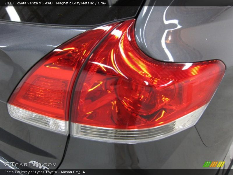 Magnetic Gray Metallic / Gray 2010 Toyota Venza V6 AWD