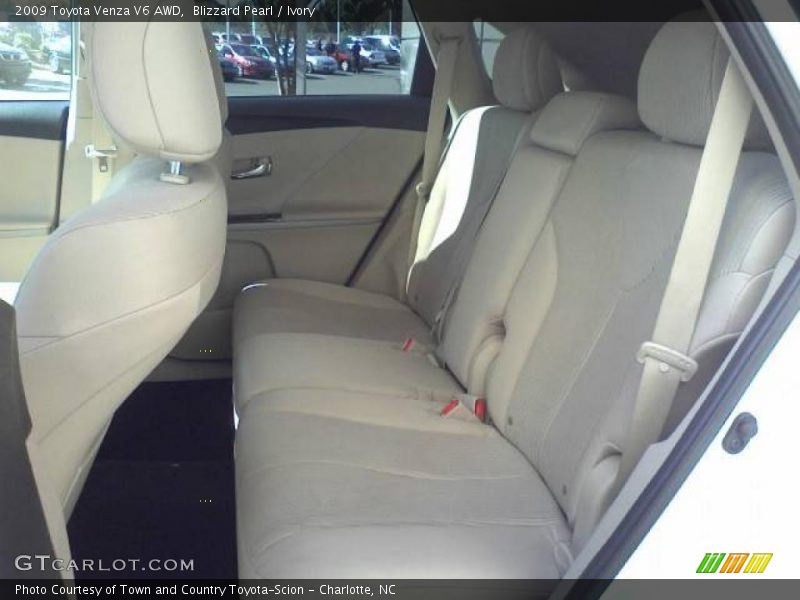 Blizzard Pearl / Ivory 2009 Toyota Venza V6 AWD