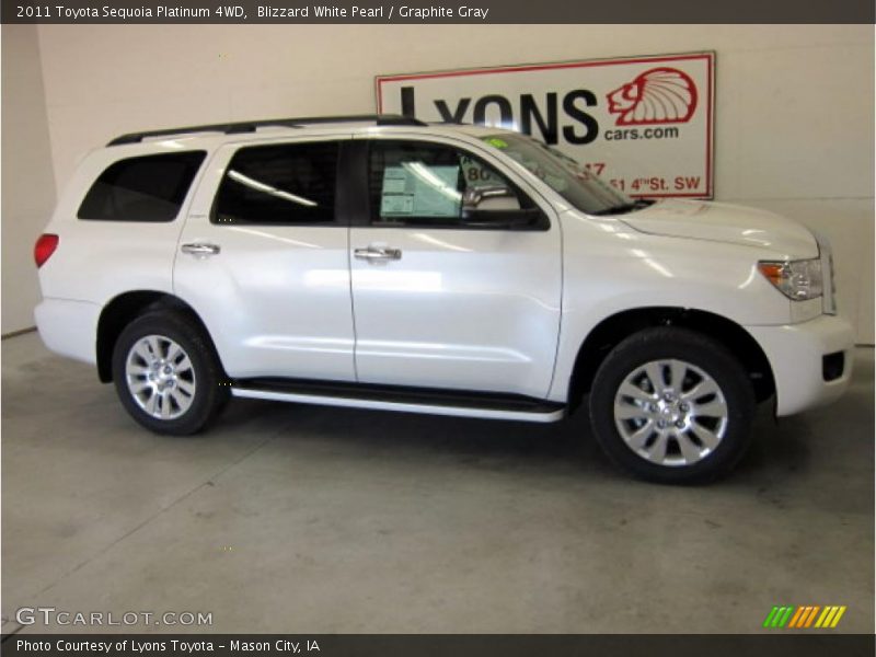 Blizzard White Pearl / Graphite Gray 2011 Toyota Sequoia Platinum 4WD