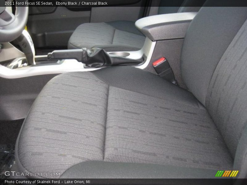 Ebony Black / Charcoal Black 2011 Ford Focus SE Sedan