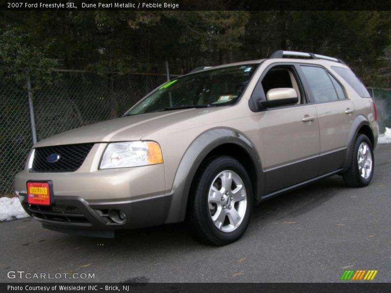 Dune Pearl Metallic / Pebble Beige 2007 Ford Freestyle SEL