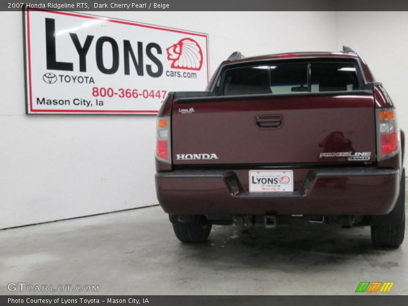 Dark Cherry Pearl / Beige 2007 Honda Ridgeline RTS