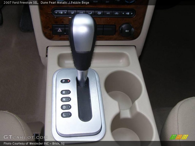 Dune Pearl Metallic / Pebble Beige 2007 Ford Freestyle SEL