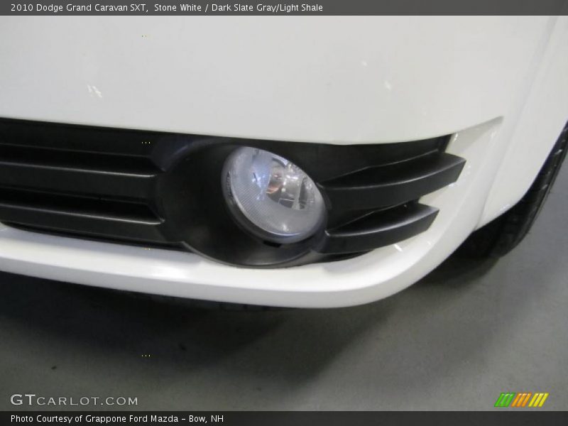 Stone White / Dark Slate Gray/Light Shale 2010 Dodge Grand Caravan SXT