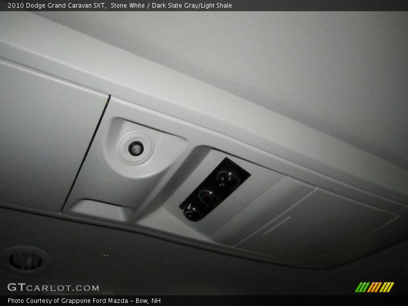 Stone White / Dark Slate Gray/Light Shale 2010 Dodge Grand Caravan SXT