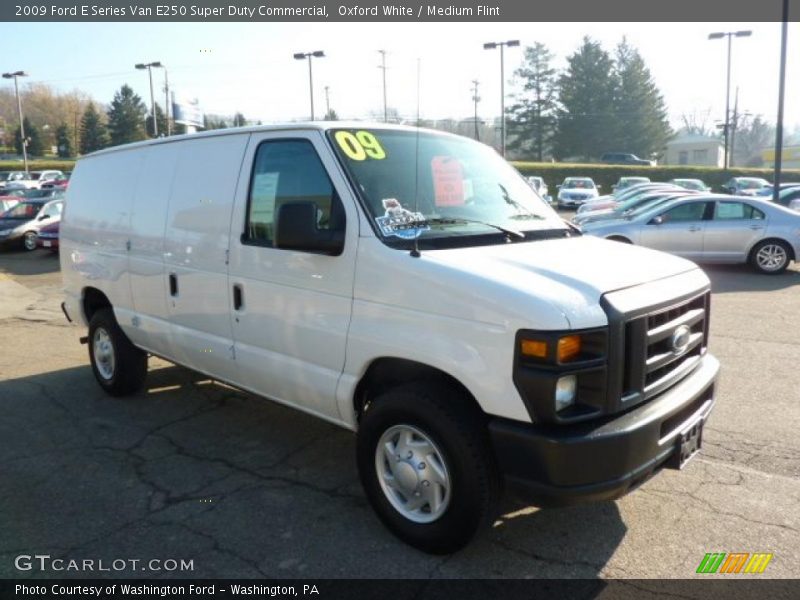 Oxford White / Medium Flint 2009 Ford E Series Van E250 Super Duty Commercial