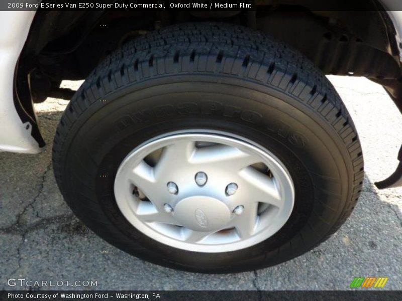 Oxford White / Medium Flint 2009 Ford E Series Van E250 Super Duty Commercial