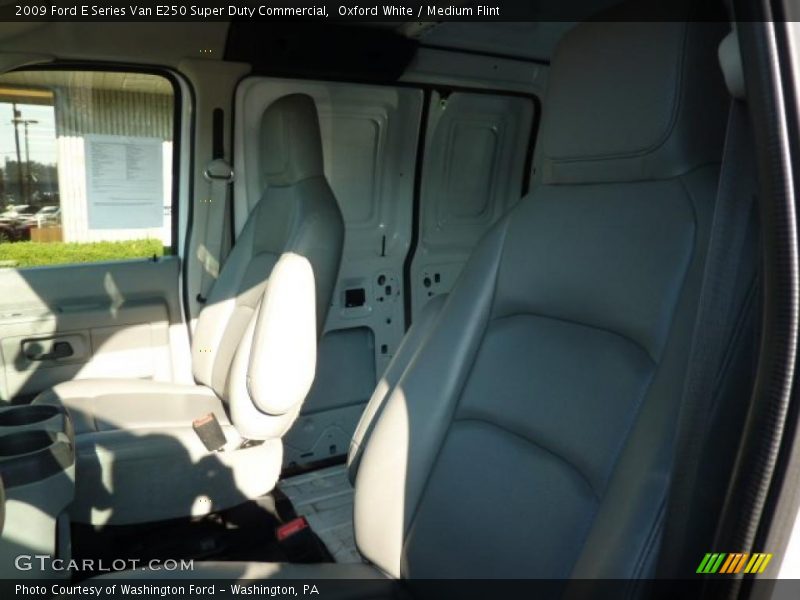 Oxford White / Medium Flint 2009 Ford E Series Van E250 Super Duty Commercial