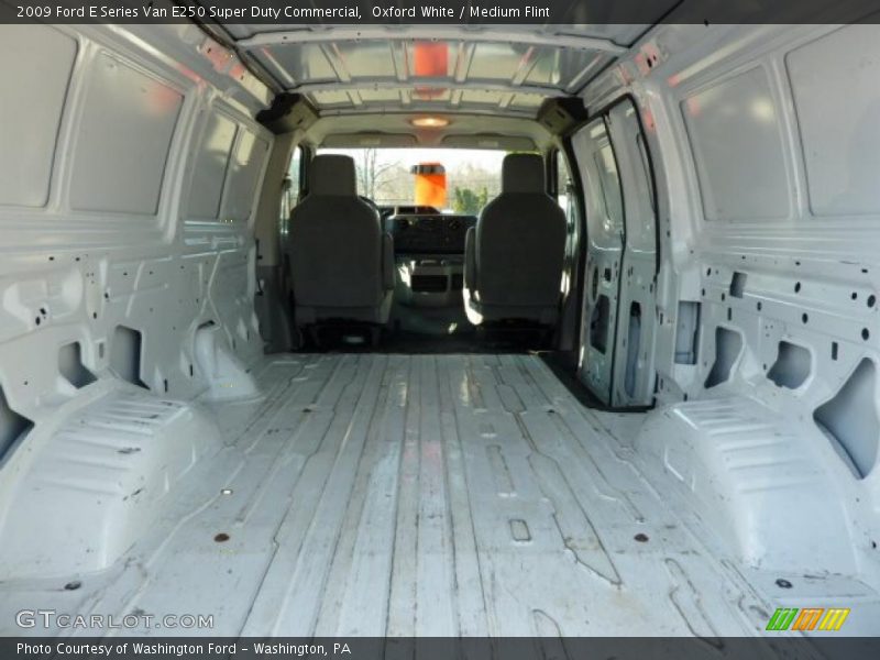 Oxford White / Medium Flint 2009 Ford E Series Van E250 Super Duty Commercial