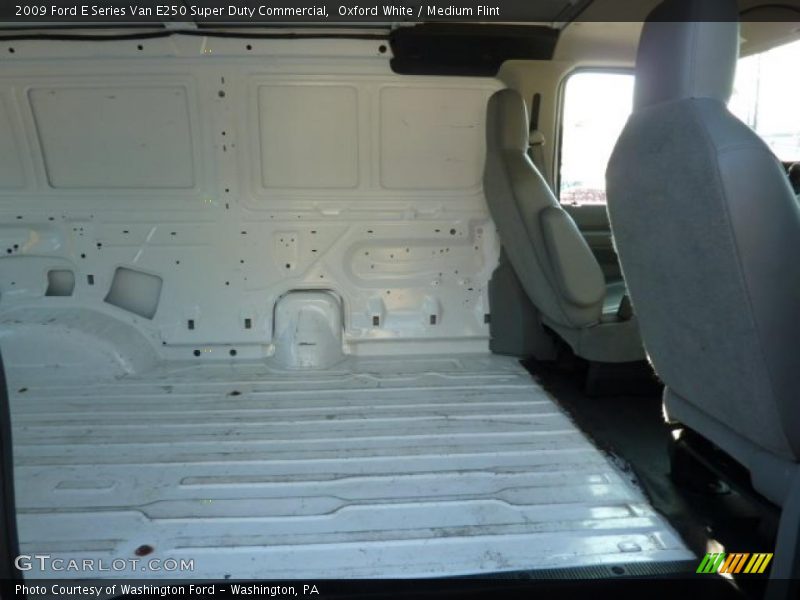 Oxford White / Medium Flint 2009 Ford E Series Van E250 Super Duty Commercial