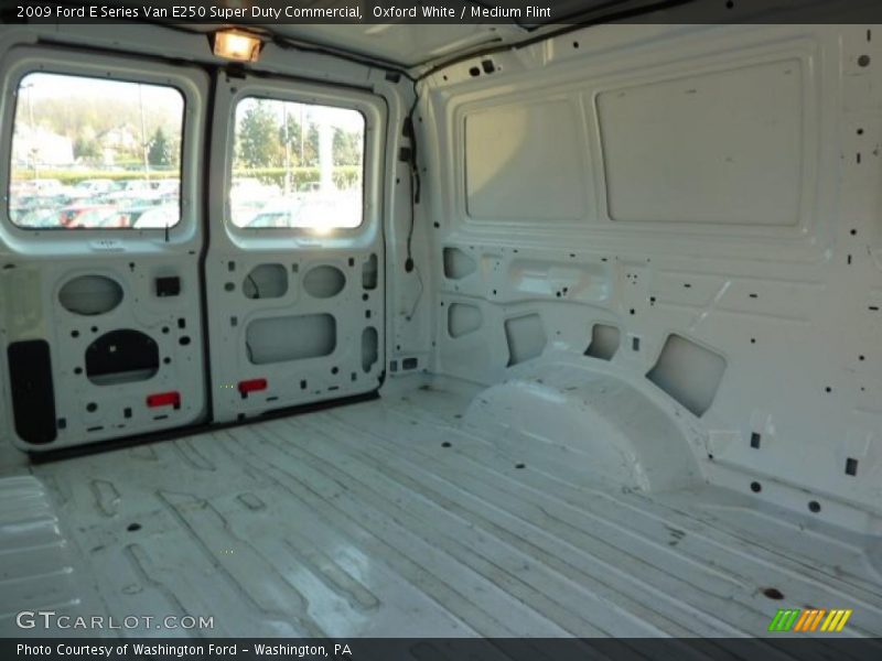 Oxford White / Medium Flint 2009 Ford E Series Van E250 Super Duty Commercial