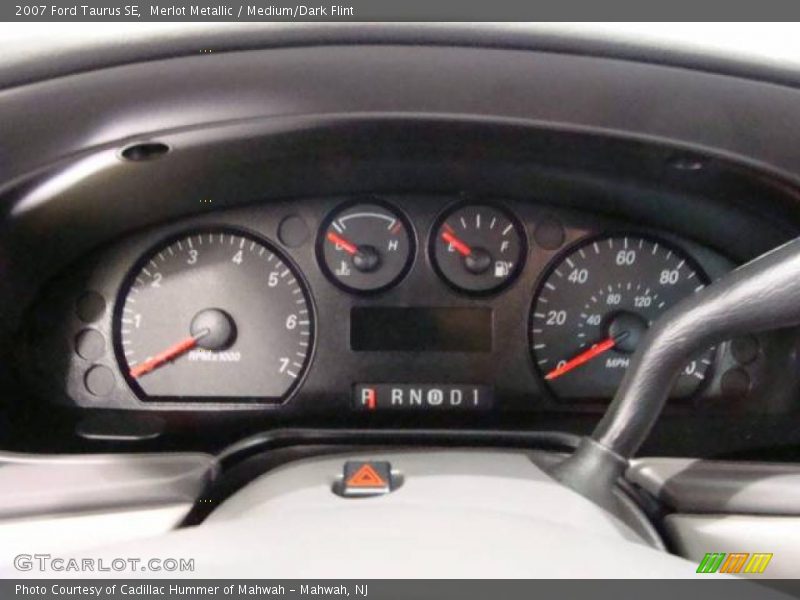 Merlot Metallic / Medium/Dark Flint 2007 Ford Taurus SE