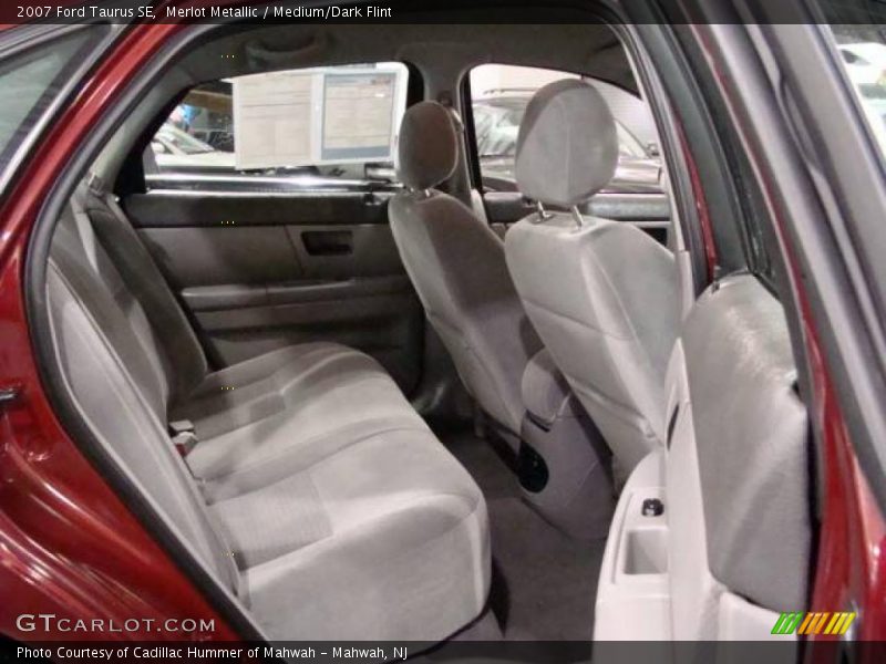 Merlot Metallic / Medium/Dark Flint 2007 Ford Taurus SE