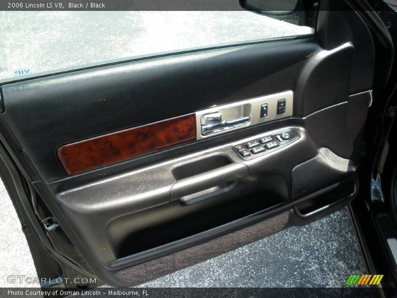 Black / Black 2006 Lincoln LS V8