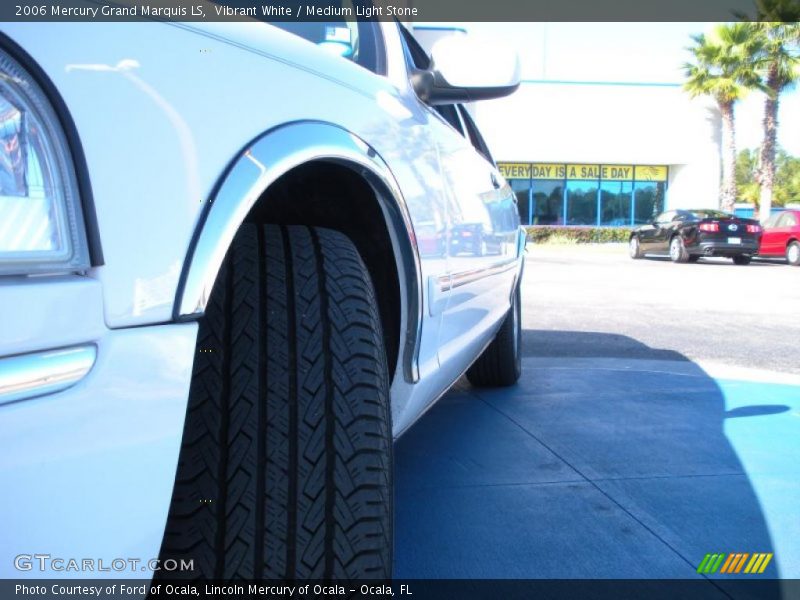 Vibrant White / Medium Light Stone 2006 Mercury Grand Marquis LS