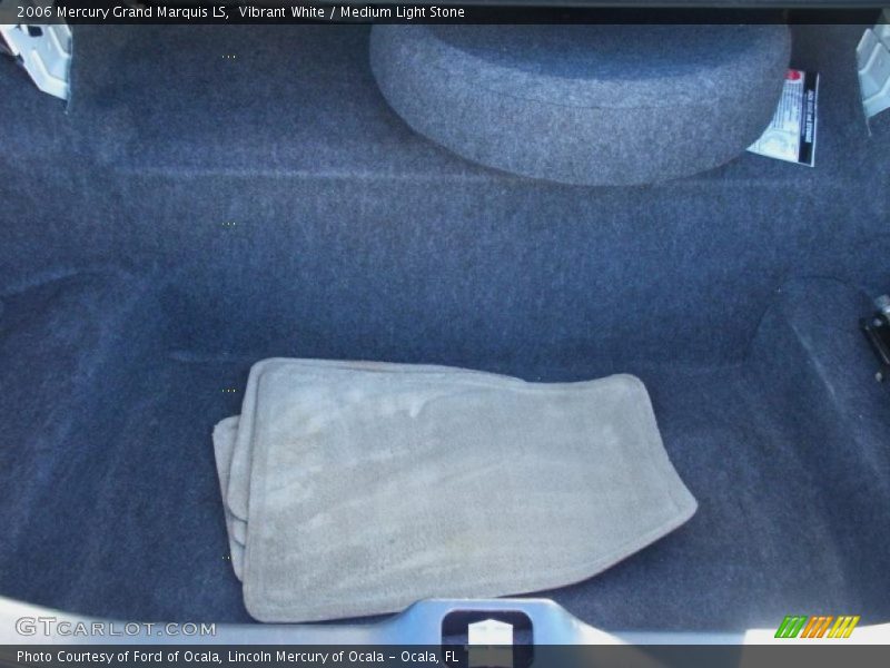 Vibrant White / Medium Light Stone 2006 Mercury Grand Marquis LS