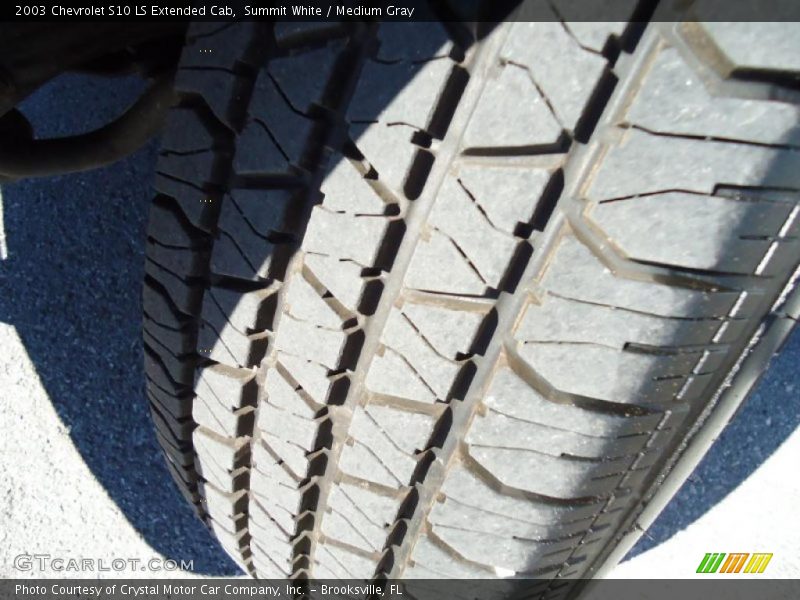 Summit White / Medium Gray 2003 Chevrolet S10 LS Extended Cab