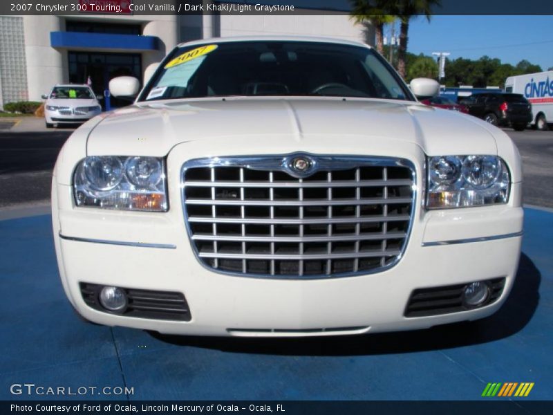 Cool Vanilla / Dark Khaki/Light Graystone 2007 Chrysler 300 Touring