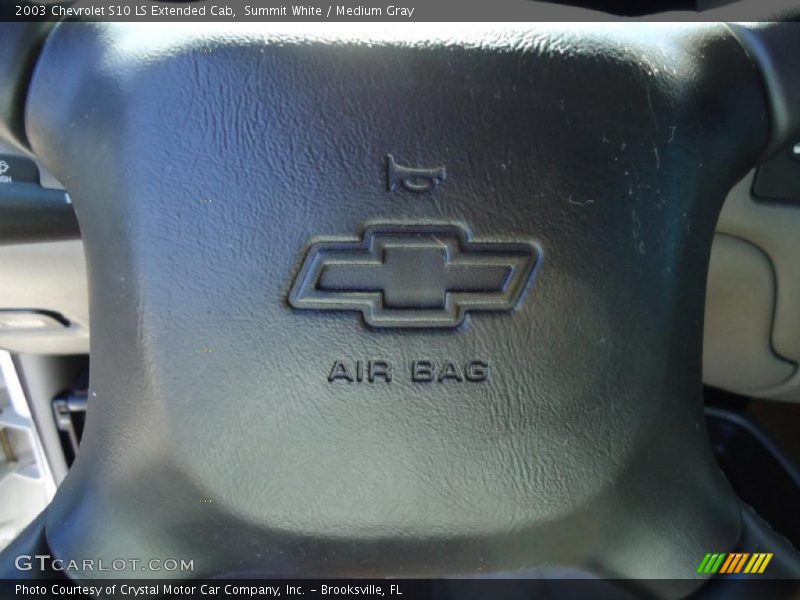 Summit White / Medium Gray 2003 Chevrolet S10 LS Extended Cab