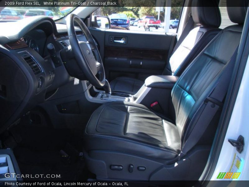 White Platinum Tri-Coat / Charcoal Black 2009 Ford Flex SEL