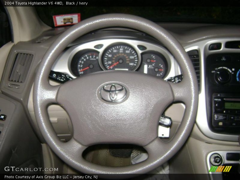 Black / Ivory 2004 Toyota Highlander V6 4WD