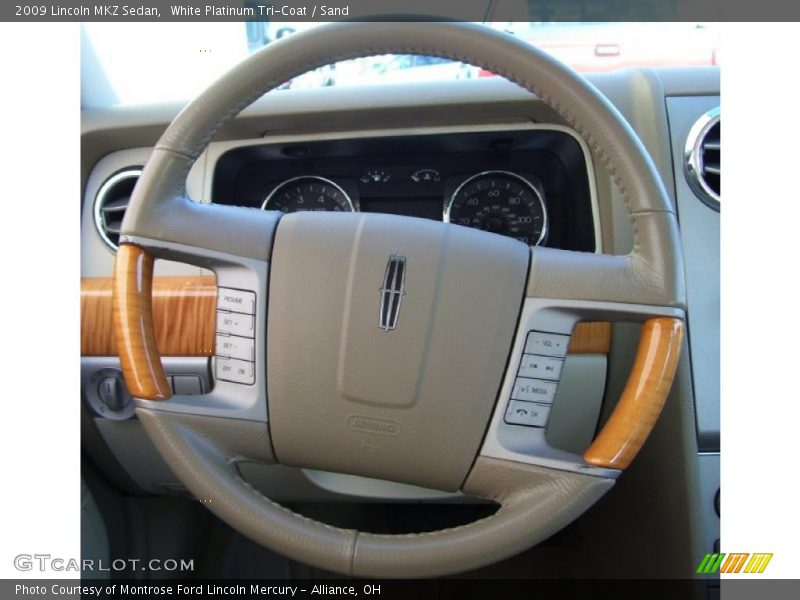 White Platinum Tri-Coat / Sand 2009 Lincoln MKZ Sedan
