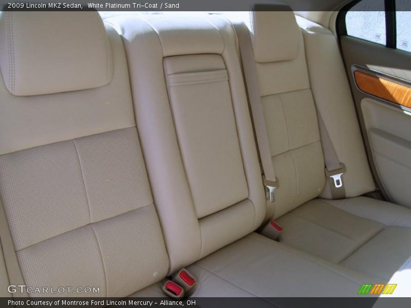 White Platinum Tri-Coat / Sand 2009 Lincoln MKZ Sedan