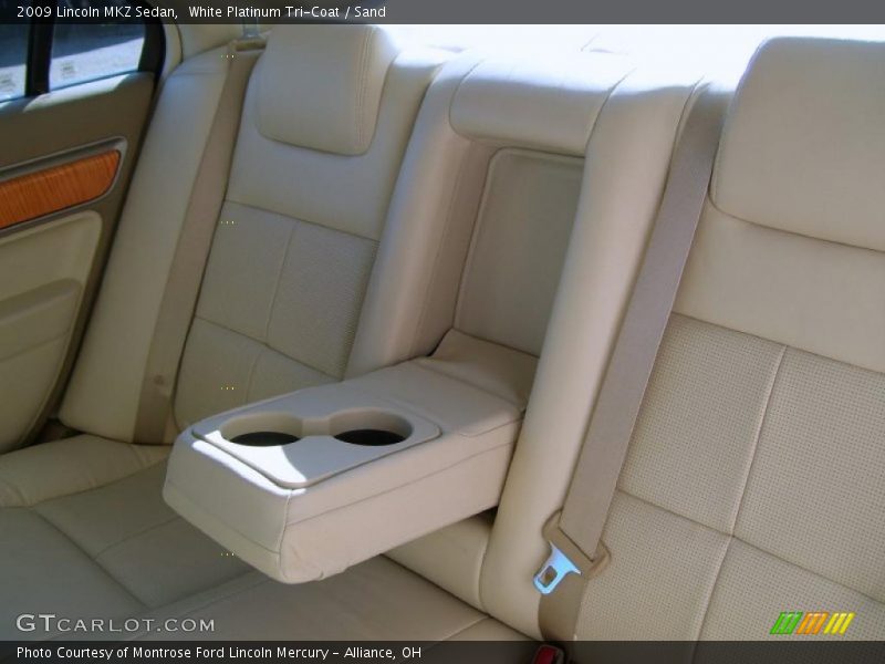 White Platinum Tri-Coat / Sand 2009 Lincoln MKZ Sedan