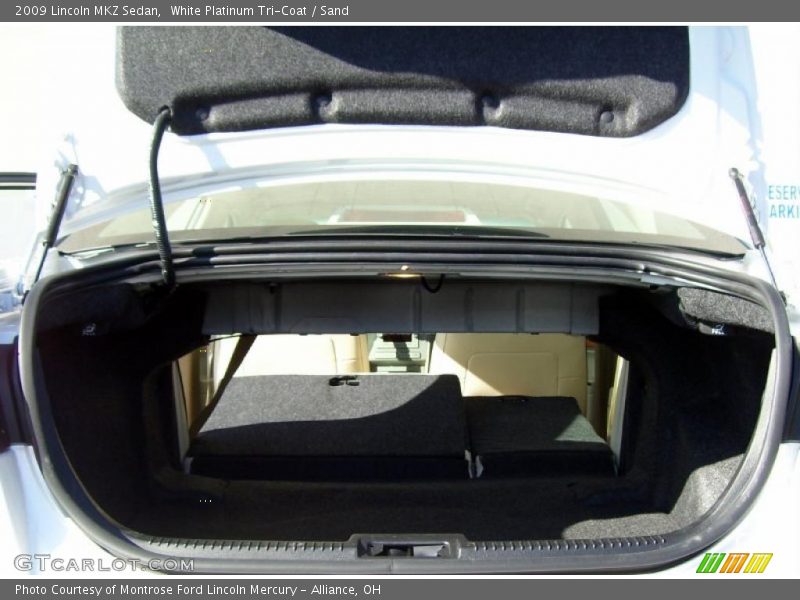 White Platinum Tri-Coat / Sand 2009 Lincoln MKZ Sedan