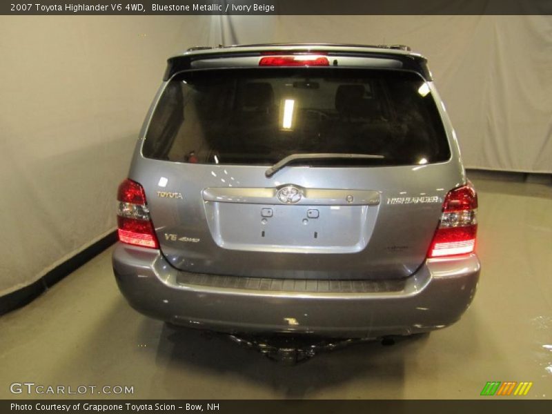 Bluestone Metallic / Ivory Beige 2007 Toyota Highlander V6 4WD