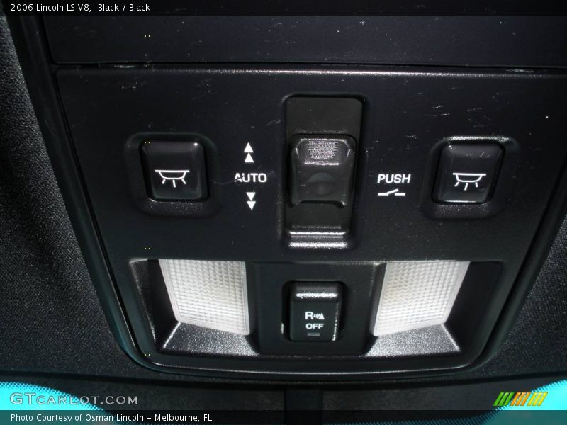Black / Black 2006 Lincoln LS V8