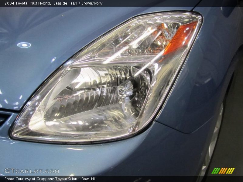 Seaside Pearl / Brown/Ivory 2004 Toyota Prius Hybrid