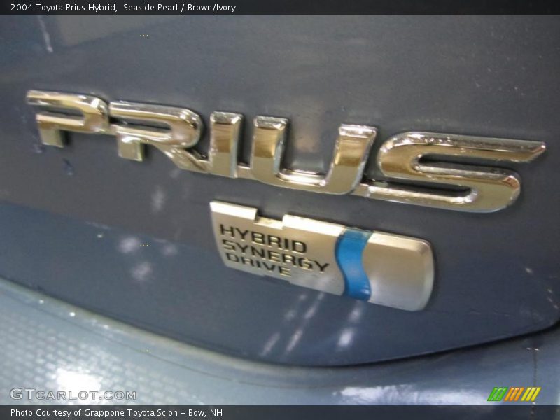 Seaside Pearl / Brown/Ivory 2004 Toyota Prius Hybrid