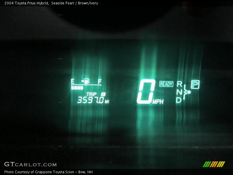 Seaside Pearl / Brown/Ivory 2004 Toyota Prius Hybrid