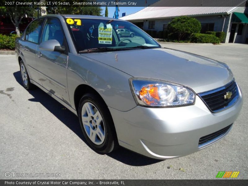 Front 3/4 View of 2007 Malibu LT V6 Sedan