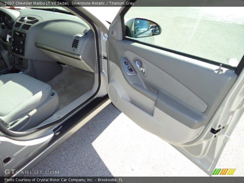 Door Panel of 2007 Malibu LT V6 Sedan