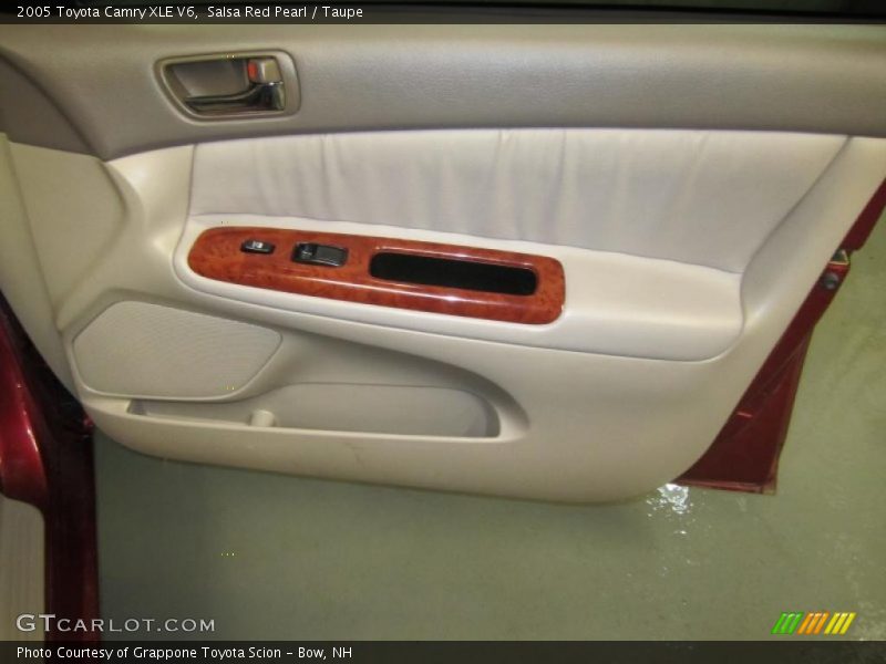 Salsa Red Pearl / Taupe 2005 Toyota Camry XLE V6