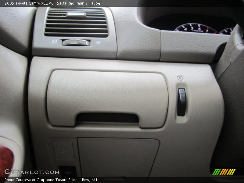 Salsa Red Pearl / Taupe 2005 Toyota Camry XLE V6
