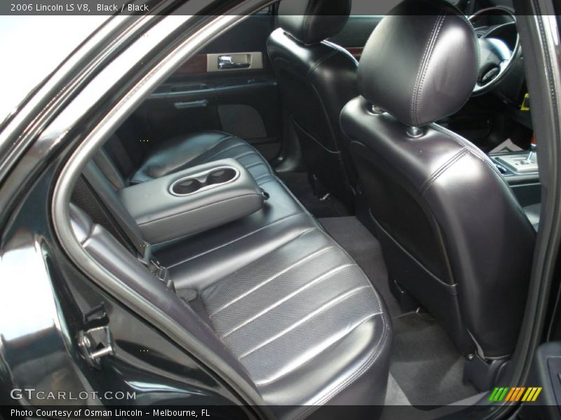 Black / Black 2006 Lincoln LS V8